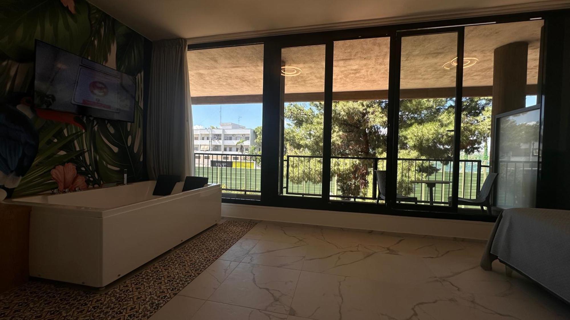 Cconforthotels Puglia Promenade Apartment 5 Bari Exterior photo
